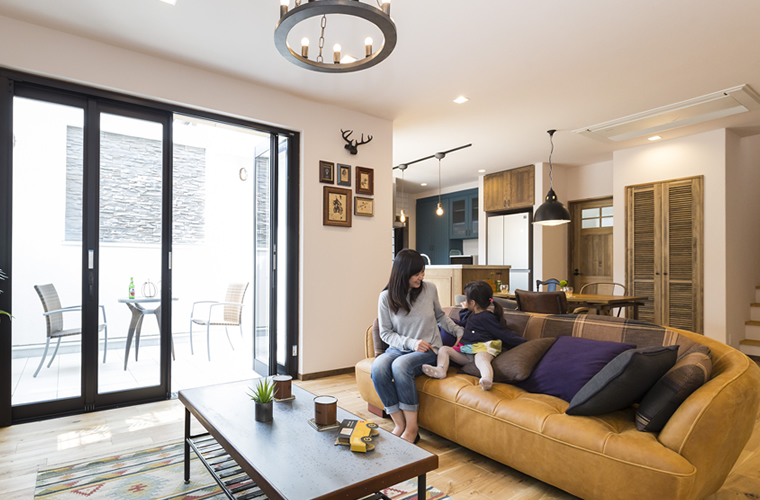 MODELHOUSE