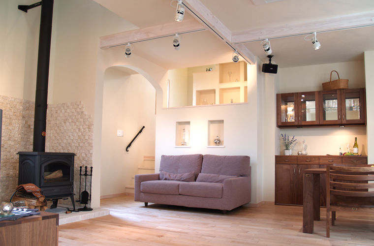 MODELHOUSE