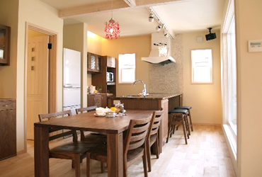 MODELHOUSE03